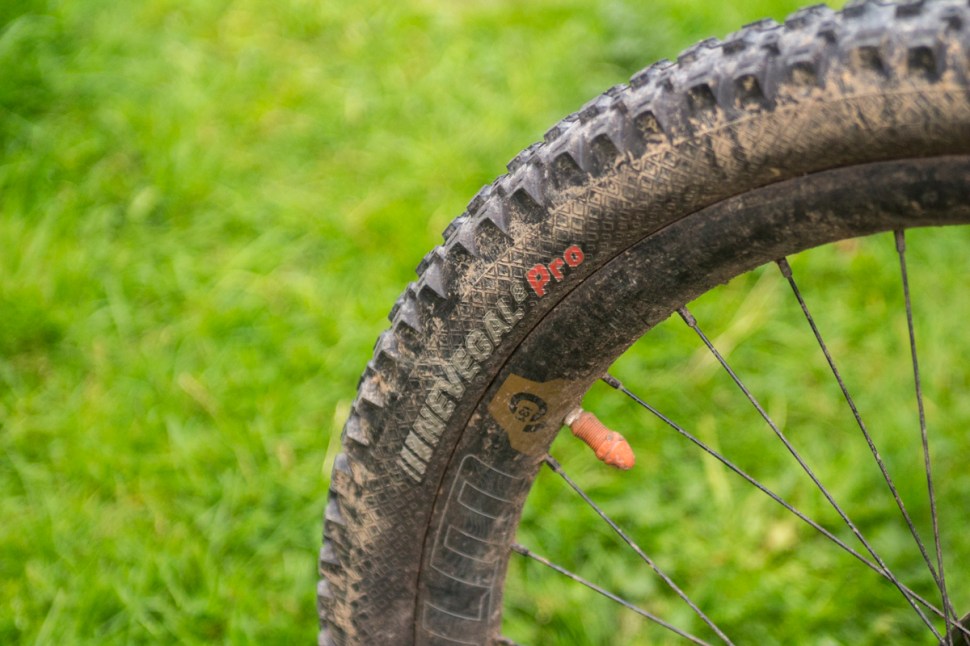 kenda tyres nevegal pro