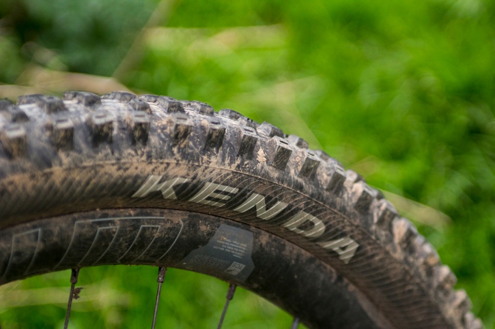 kenda tyres hellkat pro