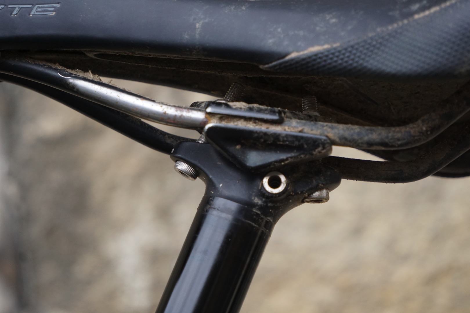 Bike Yoke Revive 160 dropper post review