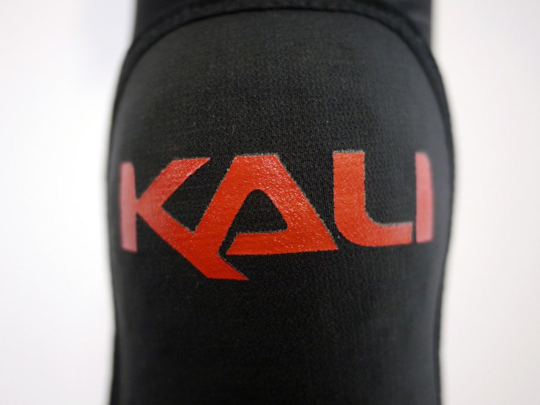 Eurobike 2017: Kali Protectives Lightweight Pads And Gloves