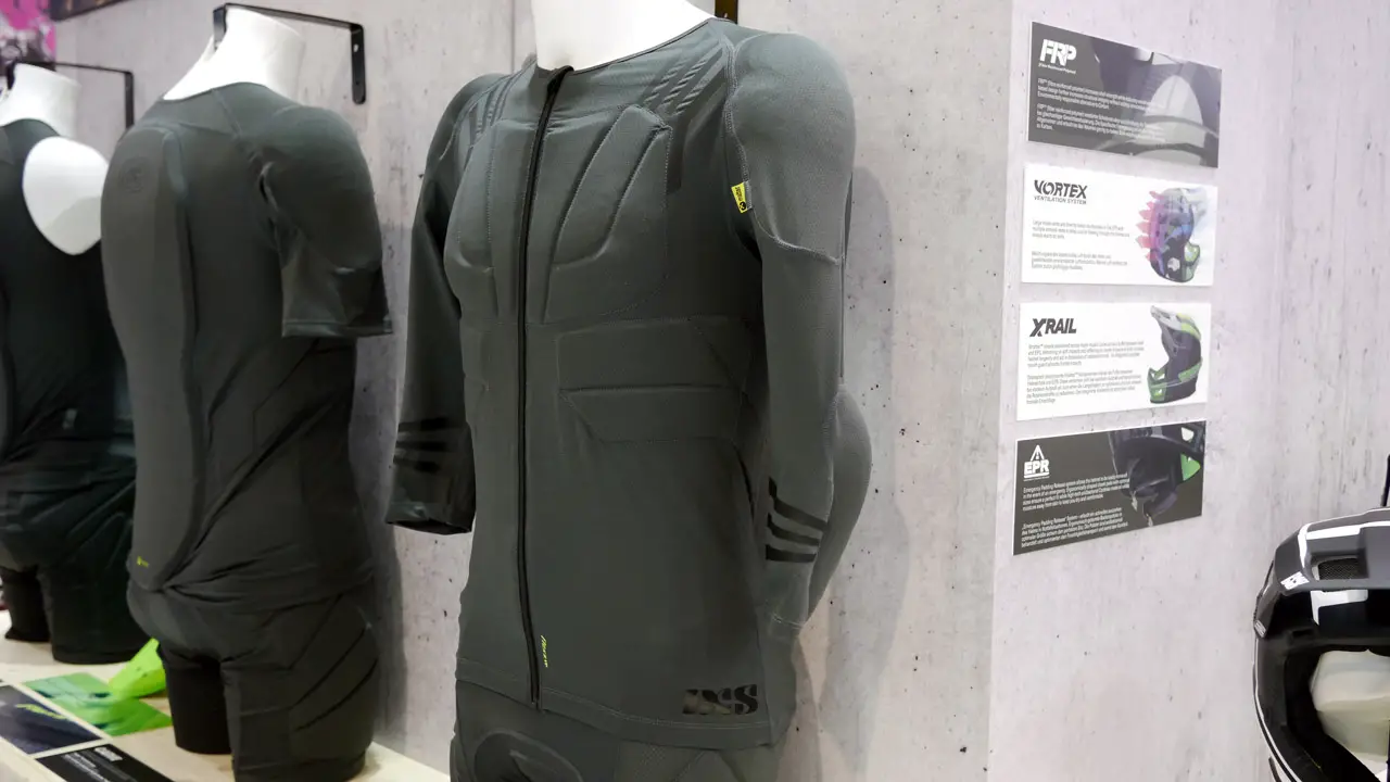 Eurobike 2017 - IXS Protection