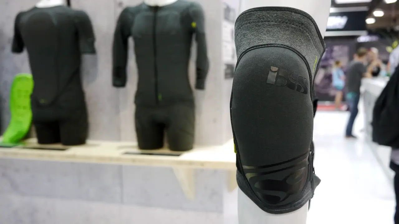 Eurobike 2017 - IXS Protection