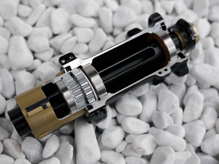 Eurobike 2017: Syntace Aim For 10 Year Hub Service Interval