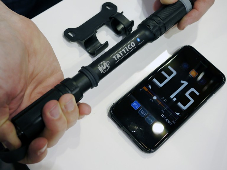 Eurobike 2017: Silca Pumps Go Smart