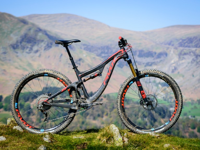 Review: Pivot Switchblade 29 Pro XT