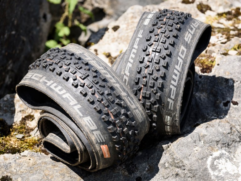 Review: Schwalbe Hans Dampf Super Gravity 27.5×2.35in Tyre