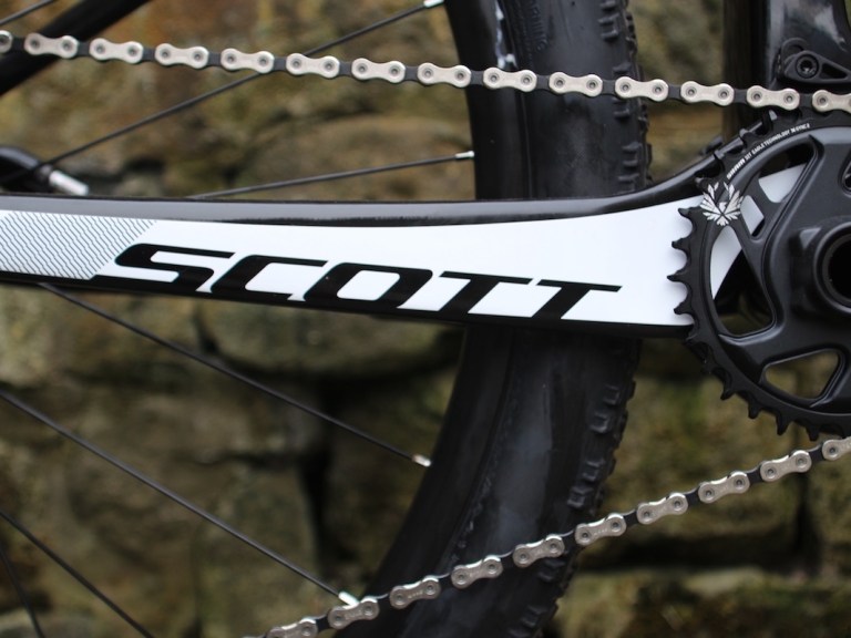 Scott Moves Into UK Online Sales – In Cooperation With Dealers