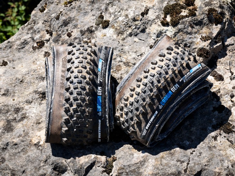 Review: Vee Crown Gem 27.5×2.35in Tyre