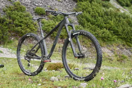 kona honzo carbon trail 29in hardtail innsbruck