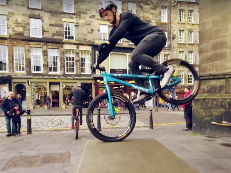 Video: Ali Clarkson and Duncan Shaw vs. Freerunners