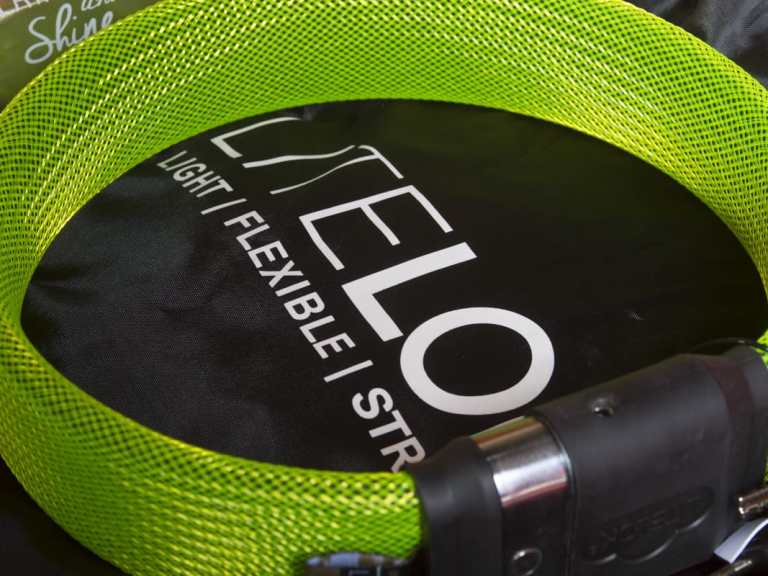 Gift Giveaway: Christmas Countdown Day 2