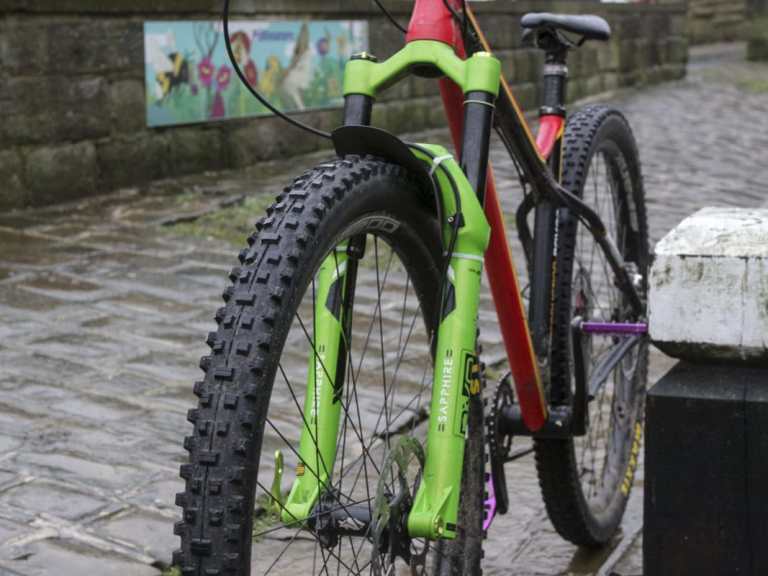 Not All Sapphires Are Blue – This DVO Fork Is An Absolute Gem