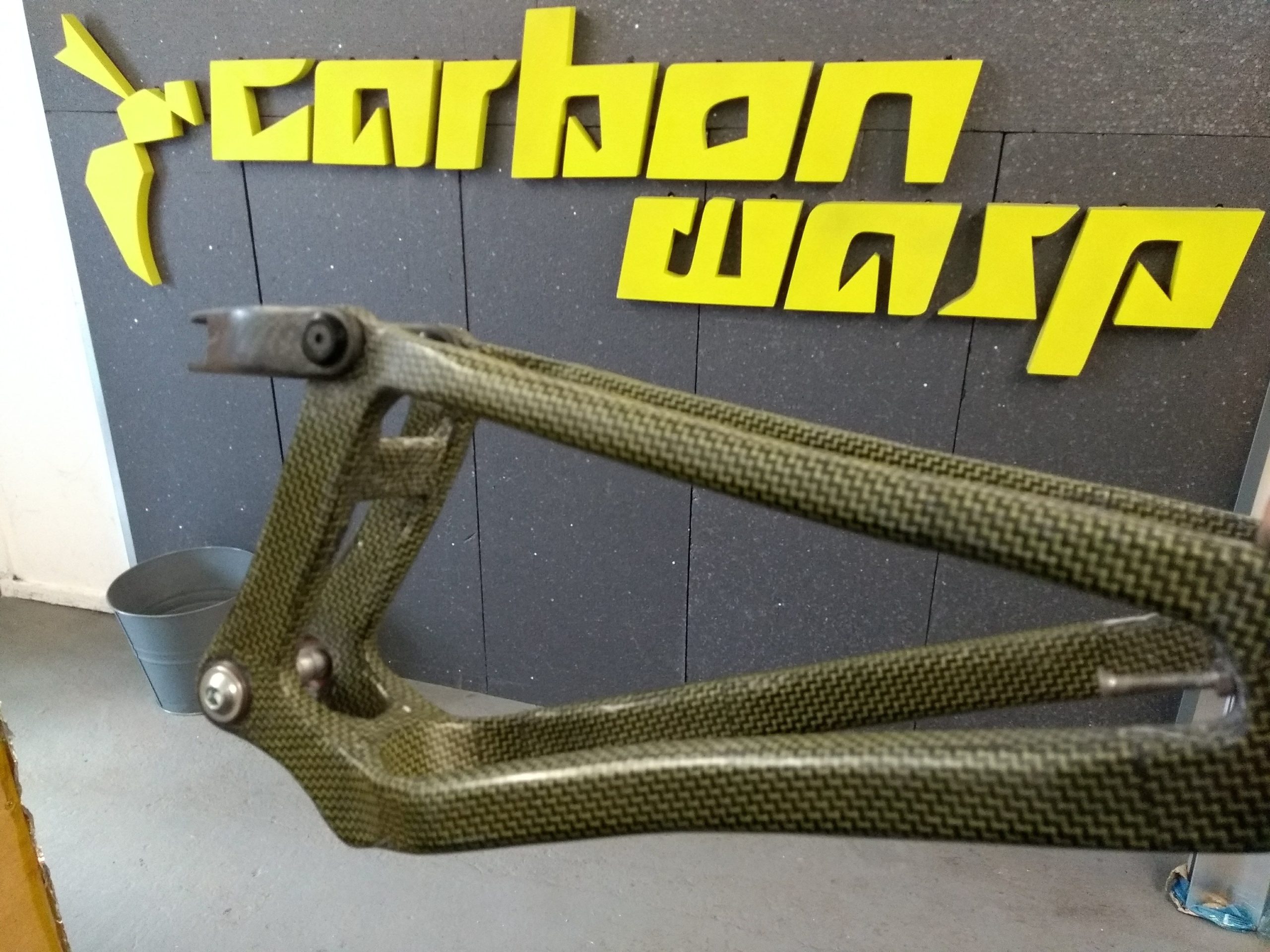 Making Carbon Bikes Is Easier Than You Think – Carbon Wasp Is Hiring