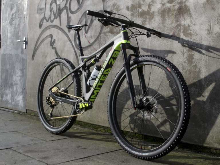 Fresh Goods Friday 384 – Two bikes and a guitar!