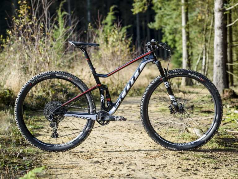 Review: The TwinLoc system on the 2018 Scott Spark RC 900 Team is this bike’s secret weapon