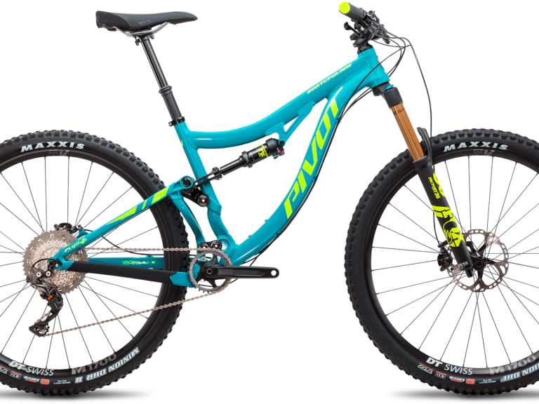 Carbon Shmarbon – Pivot Cycles releases new alloy Switchblade