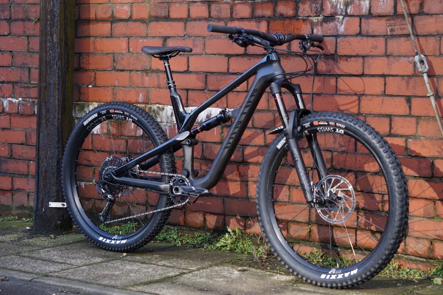 canyon spectral cf 8 review singletrack magazine