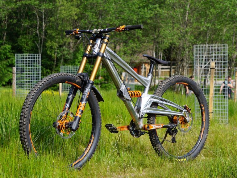 Vaughan Evans’ Nasty Orange 329 Prototype 29er Downhill Bike