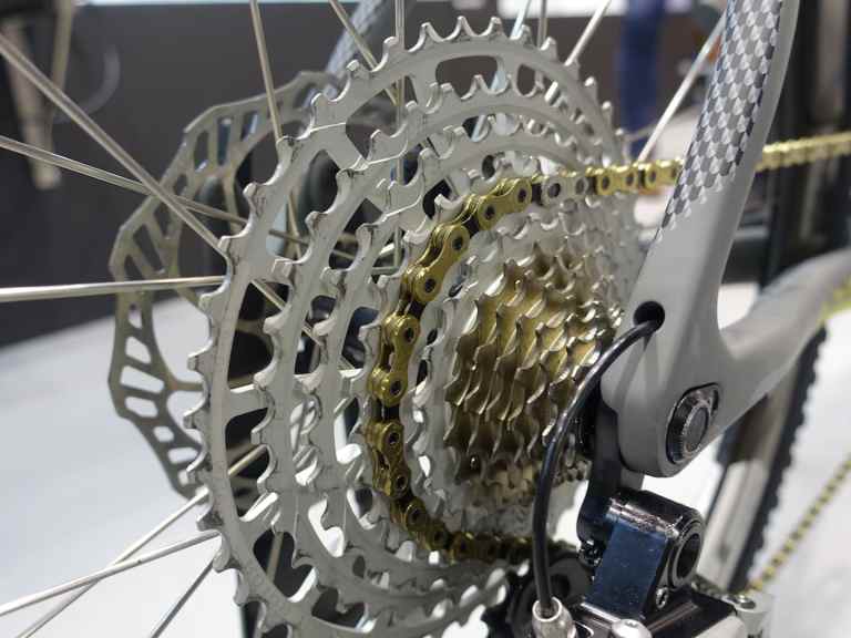 Take that SRAM & Shimano – Rotor goes 1×13 with HUGE 10-52t cassette!