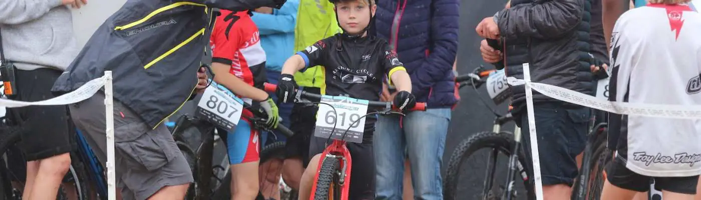 islabikes pivot twentyfour12 kids racing