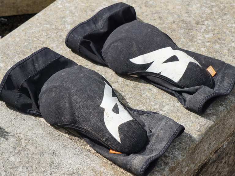 Review: Bluegrass Skinny D30 – Your Knees Are Worth It!