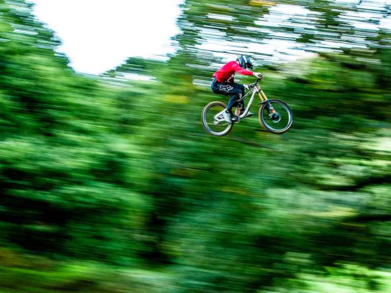 Video: Red Bull Hardline 2018 – Course Preview