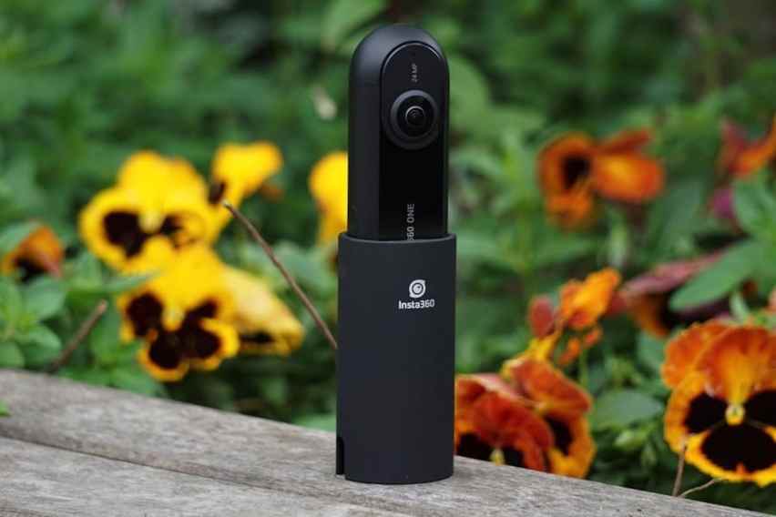 insta360 one hero