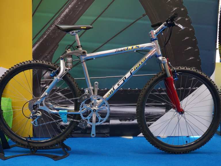 4 Retro Dream Bikes Spotted This Weekend – Which Would You Own?