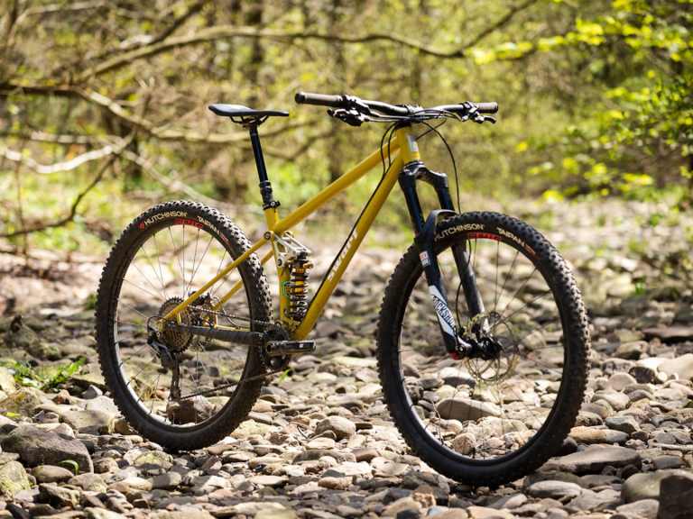 UK-Made Full Suspension Group Test – Swarf Contour Review