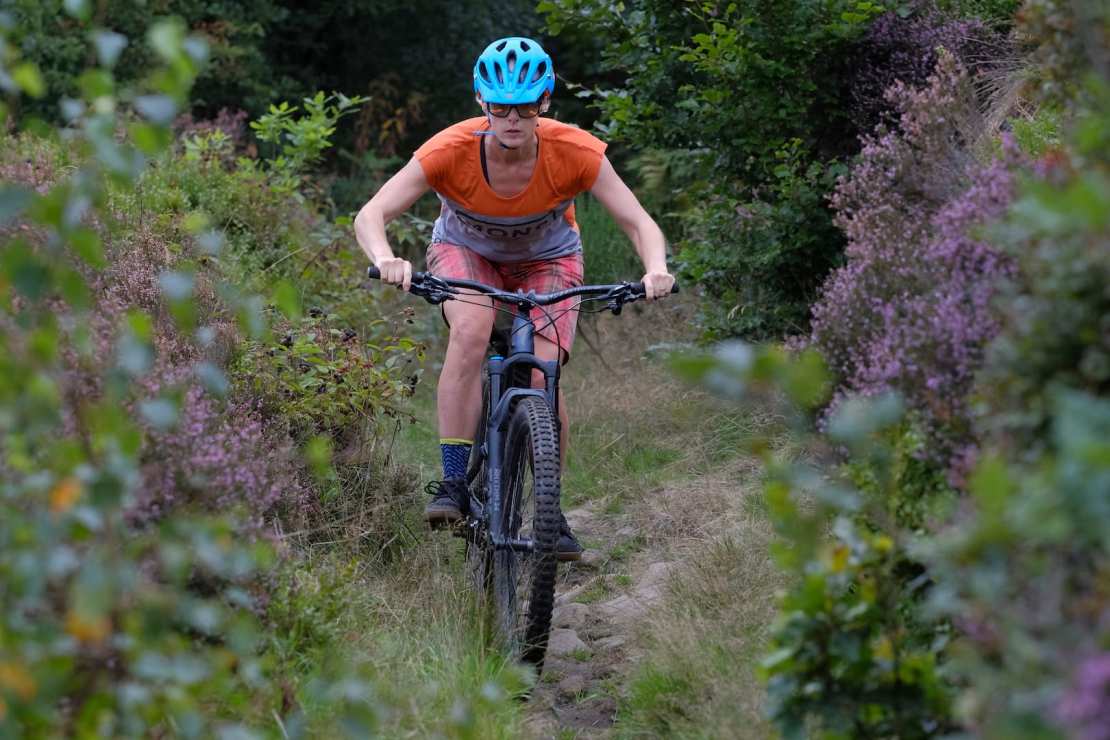 Review: The Specialized Stumpjumper ST Comp Carbon 29 may be shorter on travel, but it ain’t short on fun