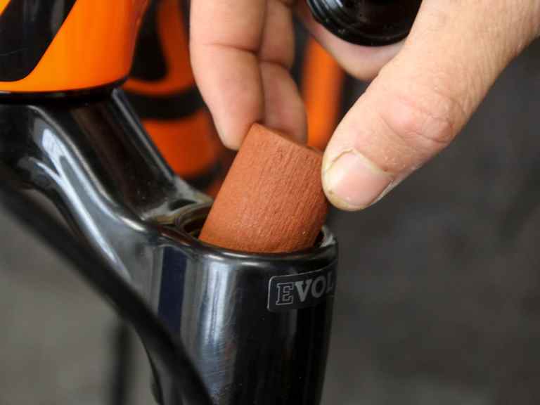 Review: Formula’s compressible Neopos spacers change the way your air fork works