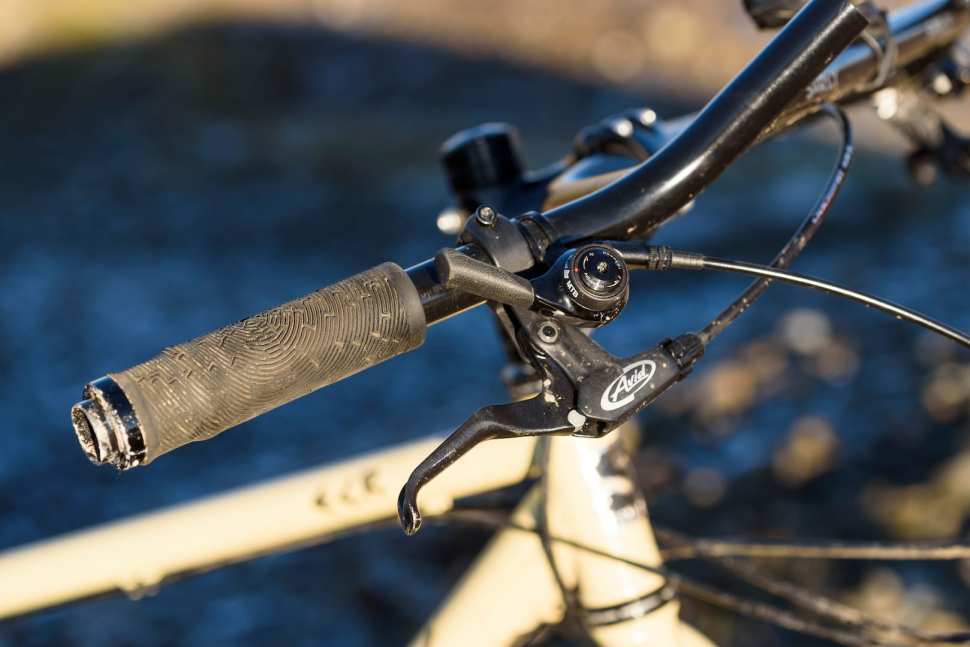 unsprung heroes rigid bike test surly ecr