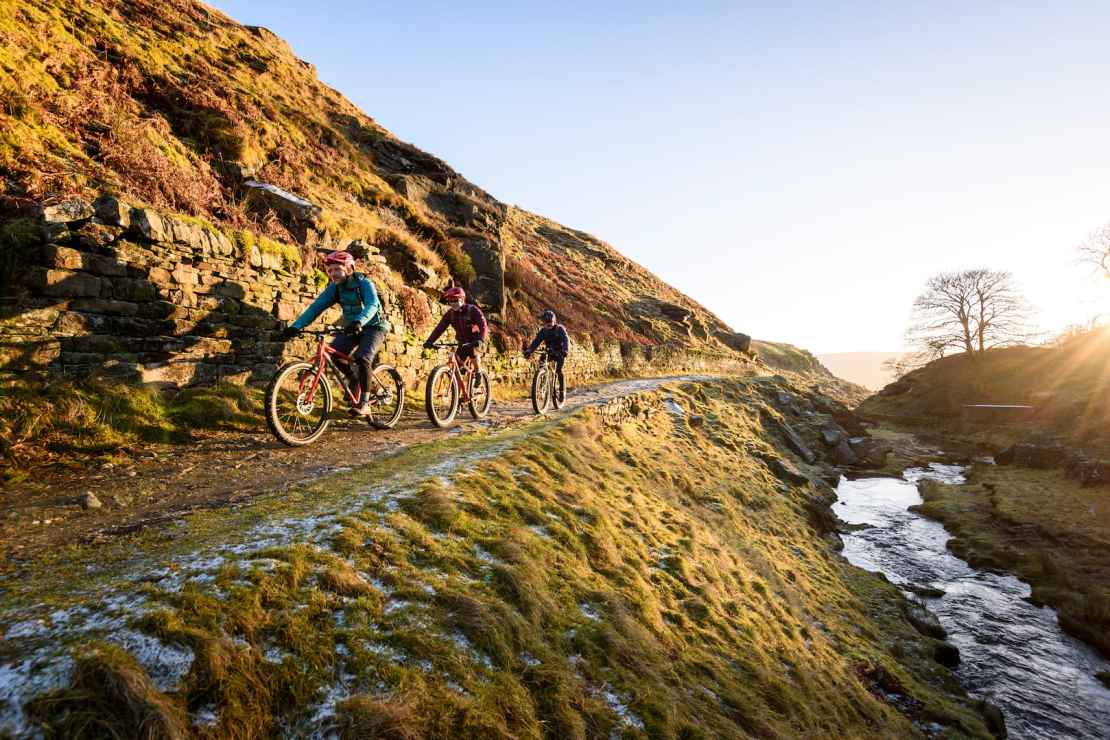 Unsprung Heroes – 3 Fully Rigid Bikes Tested & Reviewed