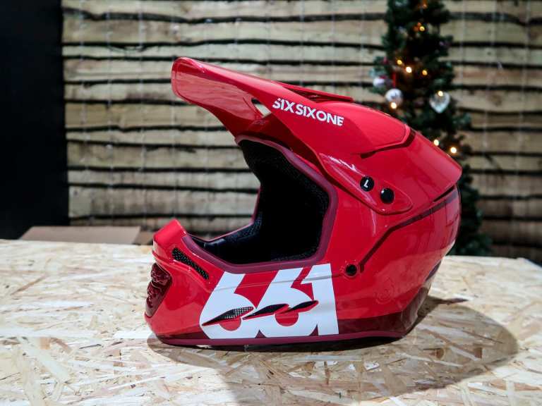 Christmas Countdown Day 8: Win A 661 Reset Full Face Helmet