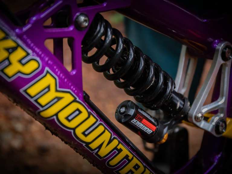 Marzocchi will give you up to £100 cashback for your old fork, shock or dropper in any condition!