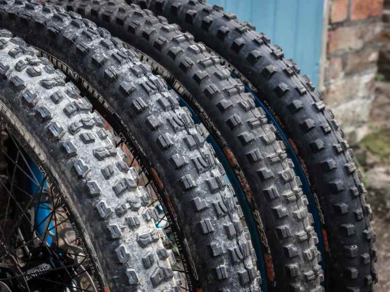 Enduro Rubbers – 4 Maxxis DoubleDown Tyres Reviewed & Compared