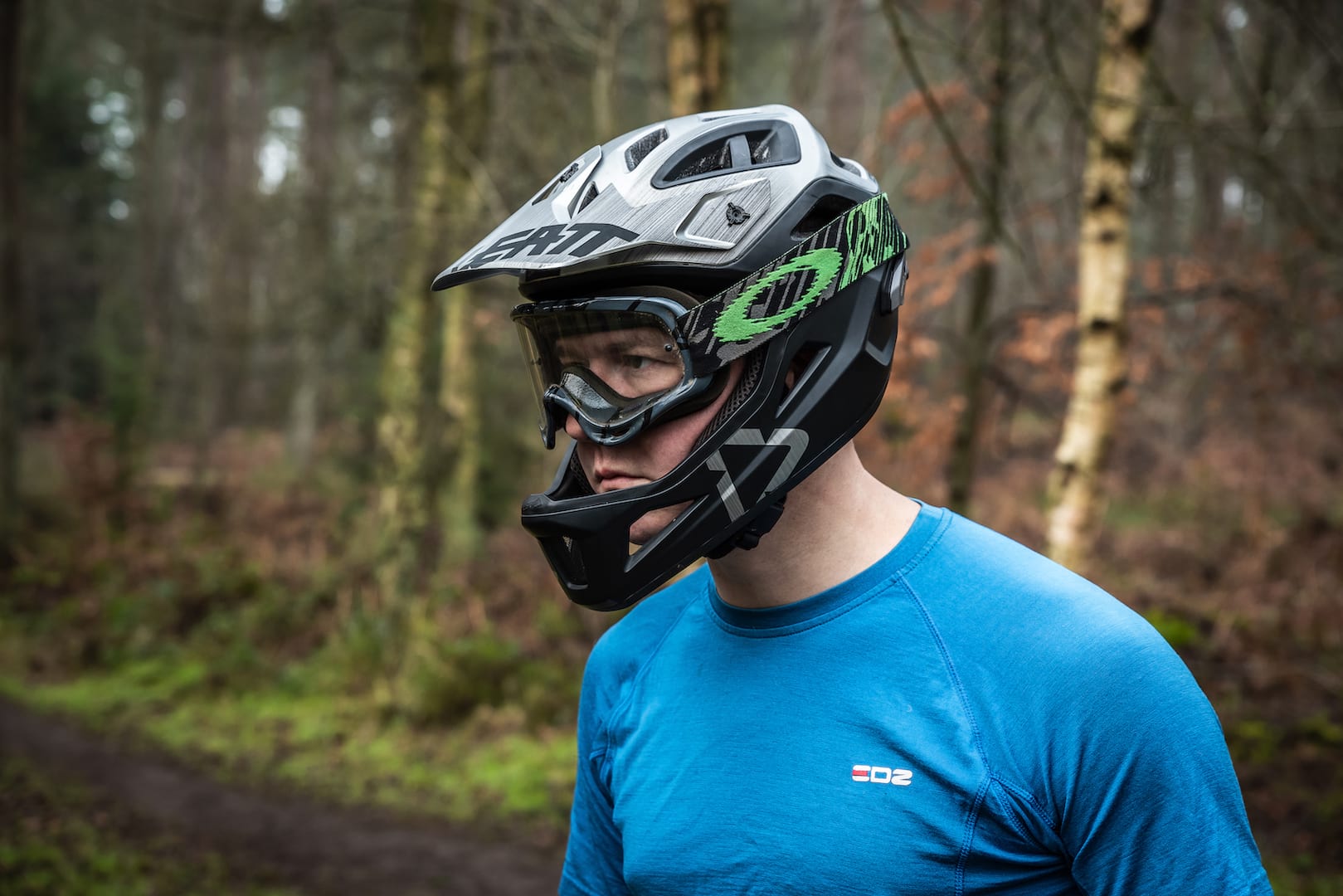 leatt dbx 3.0 enduro helmet convertible full face goggle