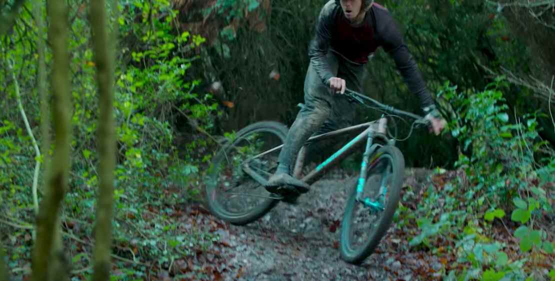 Video: Craig Evans Shows Us What The Carba-Carba-Carbon Chameleon Can Really Do!