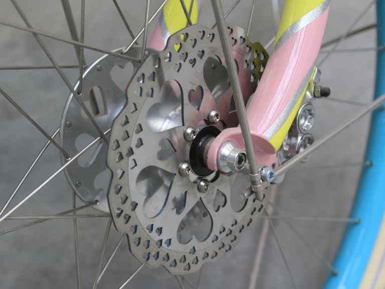 5 Thoughtful Valentine’s Gifts For Cyclists