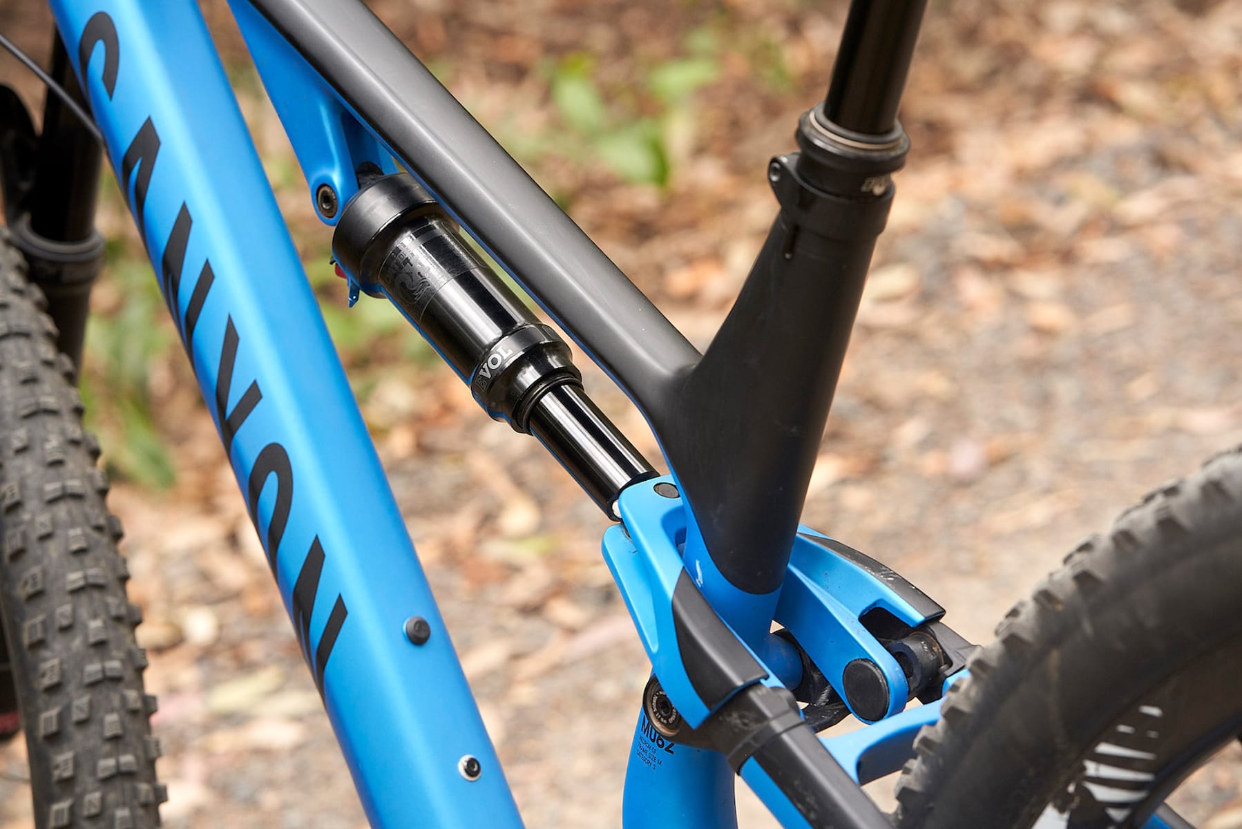 canyon neuron cf 9.0 sl fox float dps shock