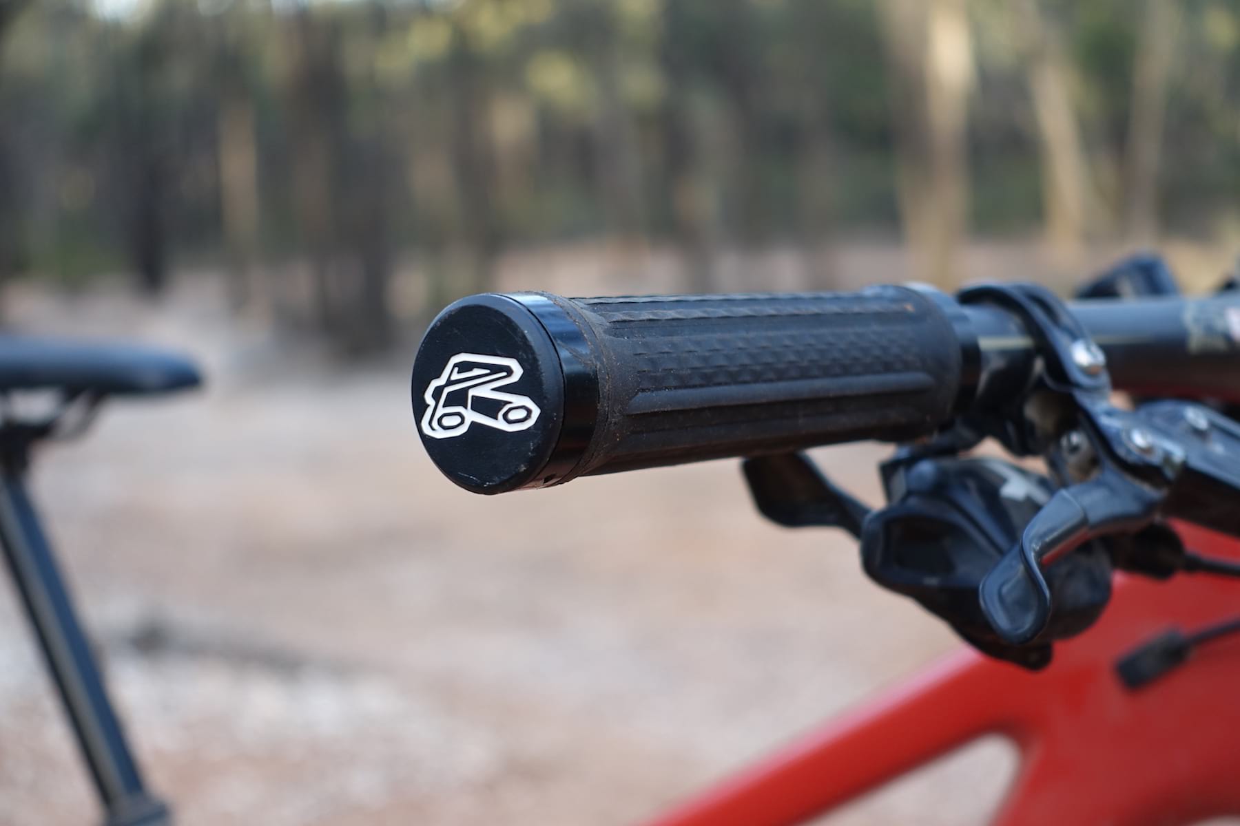 Review | The Renthal Traction lock-on grips are UltraTacky – in a good way