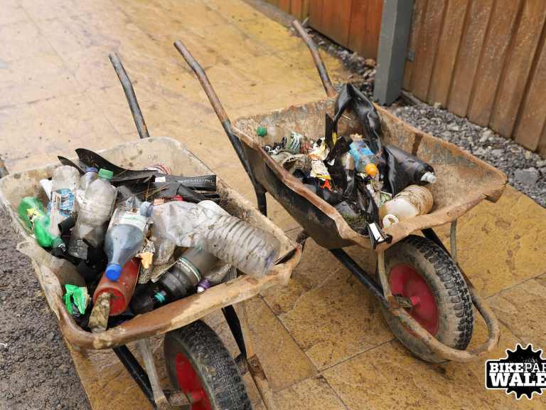 Trash Free Trails Goes On UK Tour