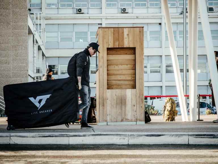 YT Industries Body Bag converts your bike box to a travel bag