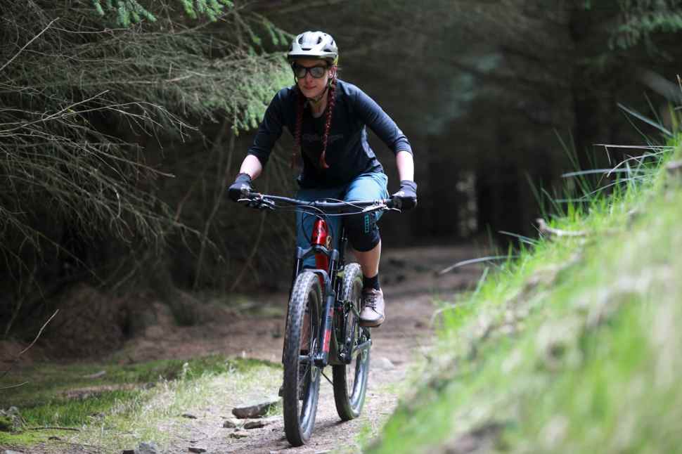 Liv Intrigue Advanced 1 2019 Riding Amanda