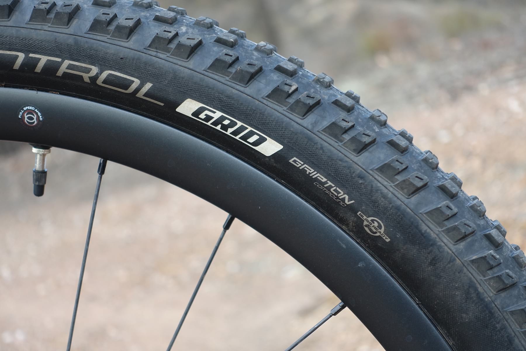 specialized ground control tyre tire 29x2.3 grid gripton