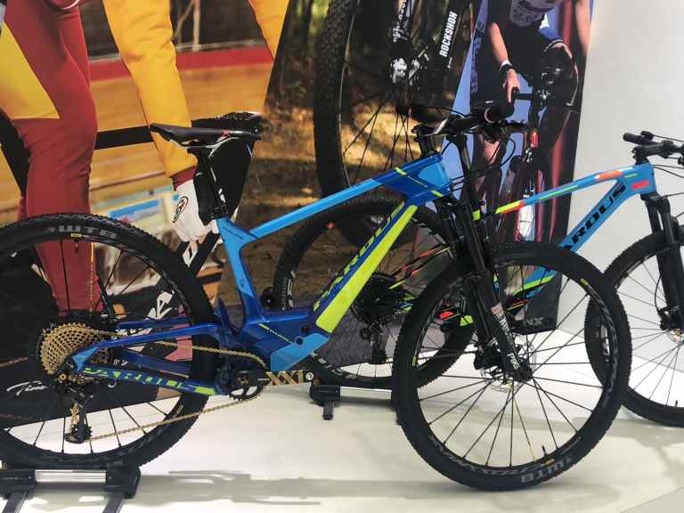 China’s Pardus Cyclone comes with Scissor Link and hidden rear shock