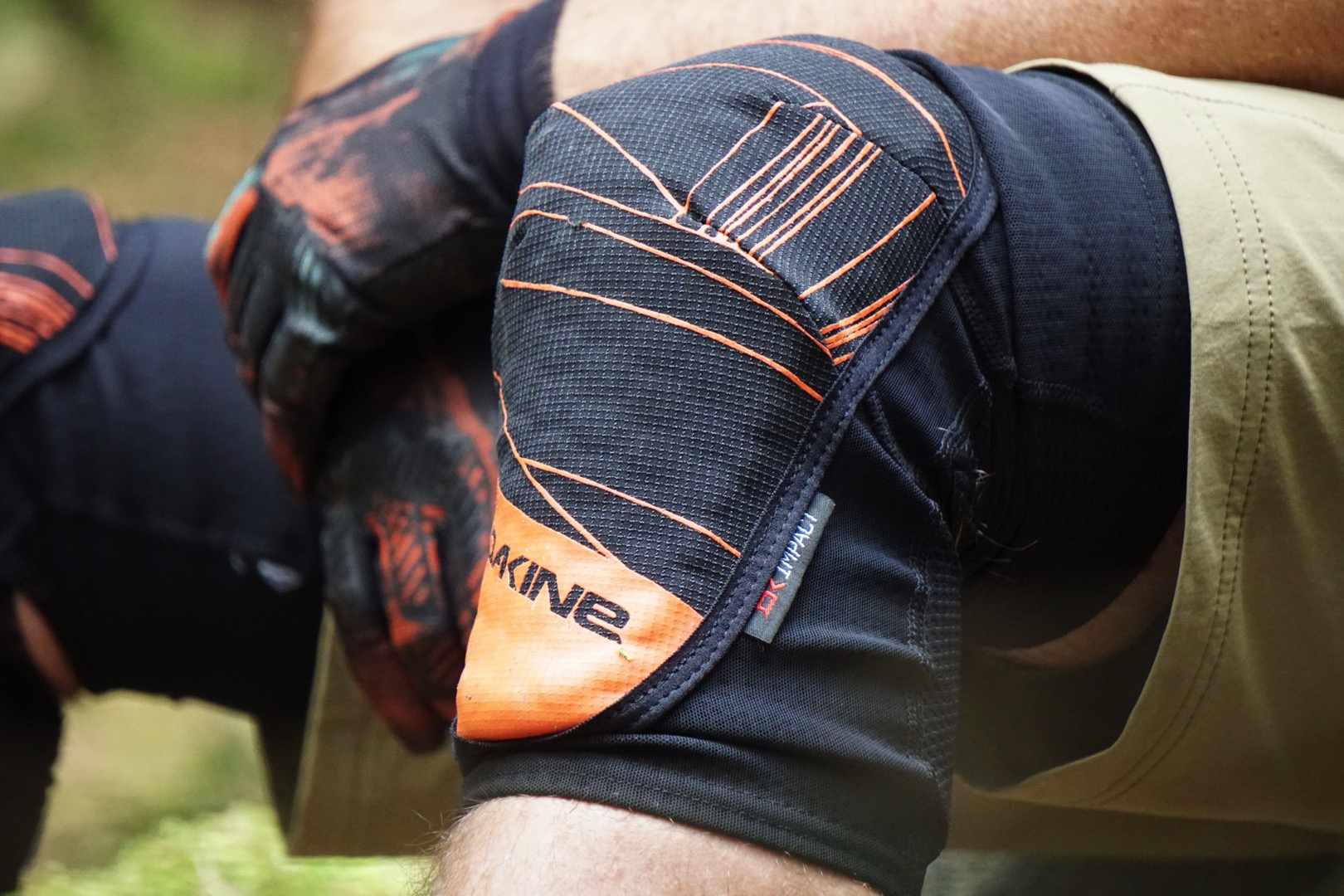 slayer kneepads