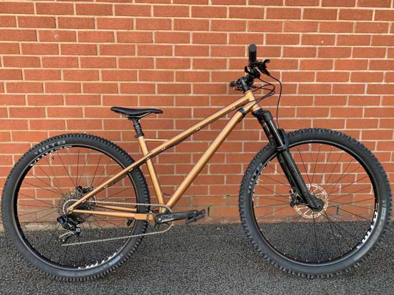 Spy Shot: Sonder Signal Steel hardtail spied!