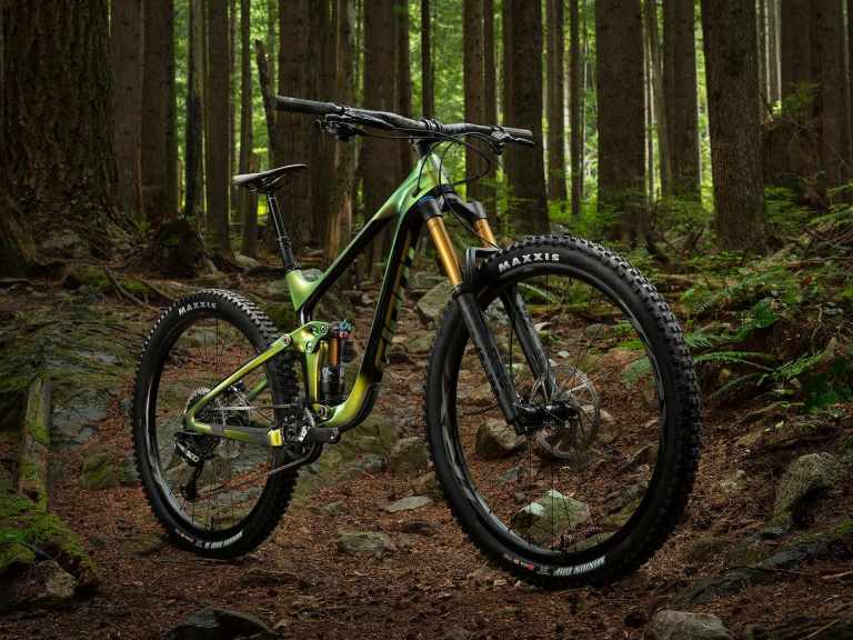 Giant Reign 29 | The Reign of 27.5 is over! Long live the 29er!