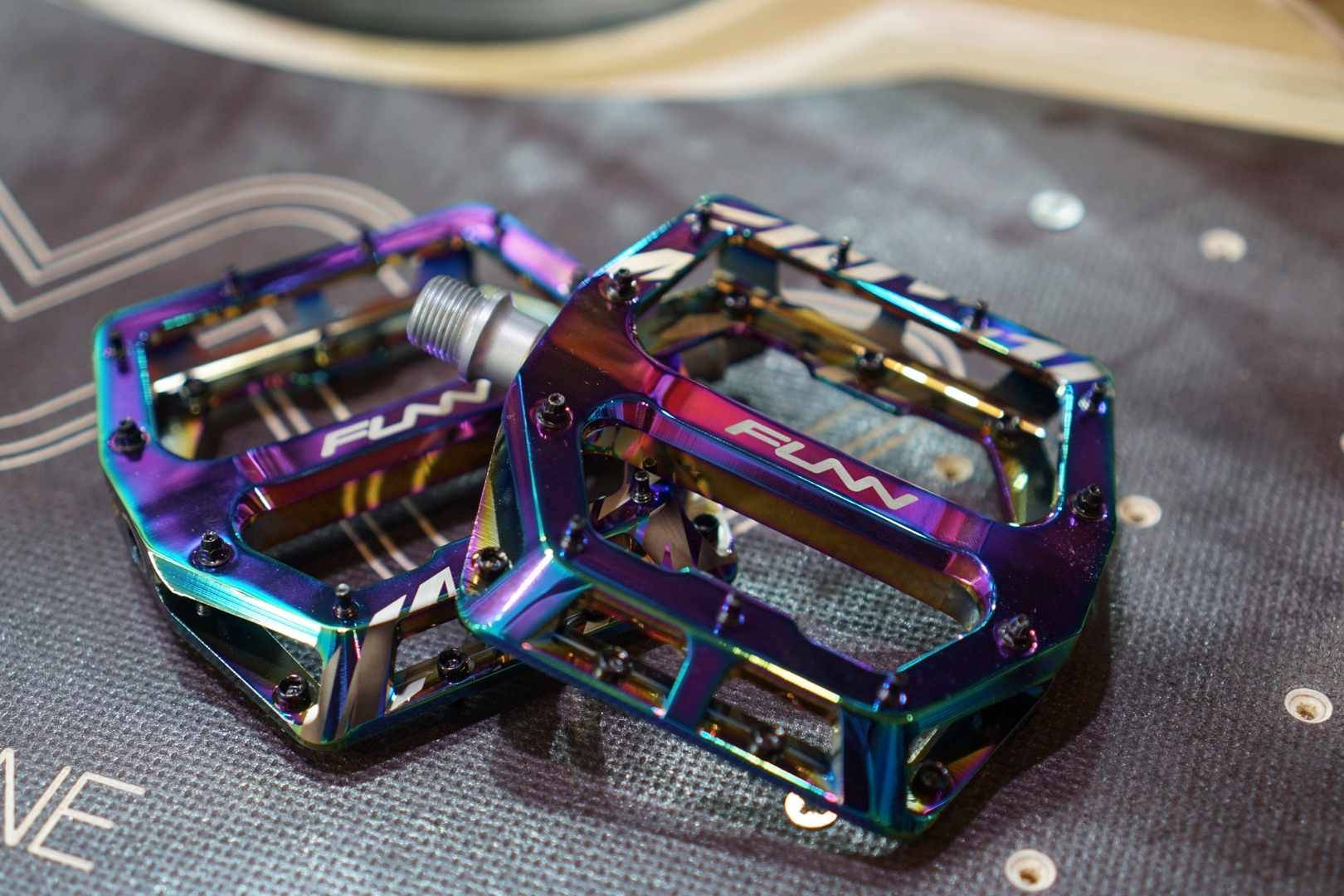 Funn oil slick pedals